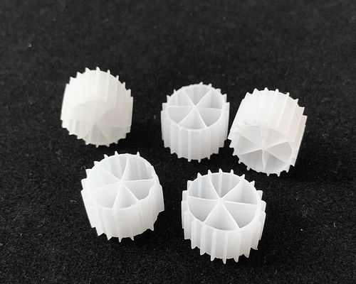 Hdpe προστατευόμενα από τους κραδασμούς μέσα 11x7mm ενυδρείων MBBR Biofilter