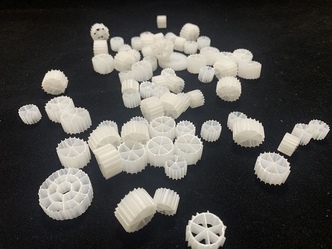 μεγάλη επιφάνεια λιμνών MEDIA φίλτρων 10X7mm MBBR Y3 K1 βιο 1